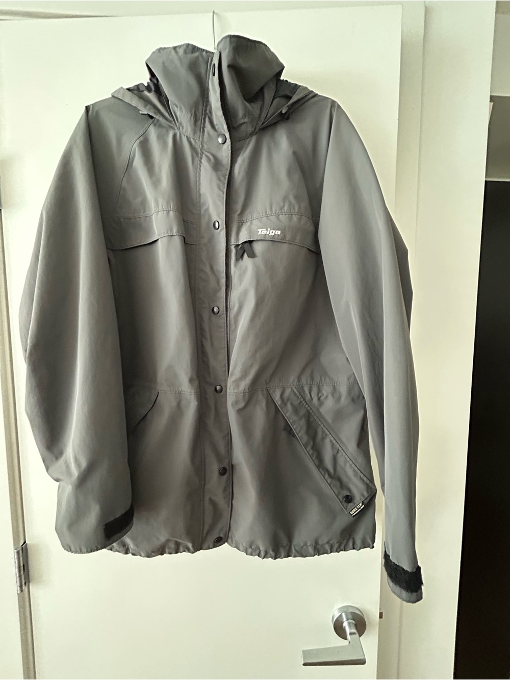 GORE-TEX Gray Hooded Rain Jacket